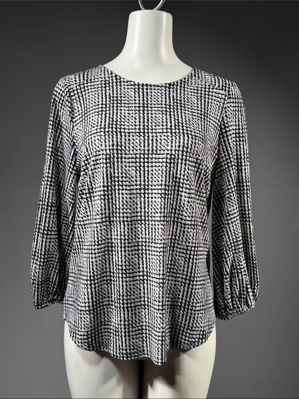 Adrianna Papell Black and White Plaid Long-Sleeve Blouse (r15)